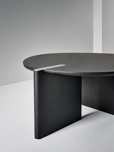 Bonaldo_Flatiron table round top_3.jpeg